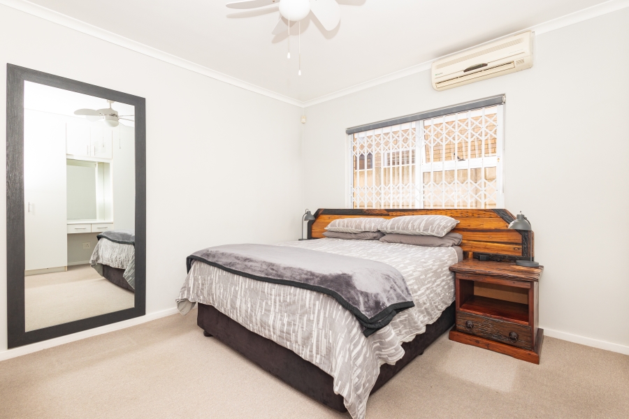 3 Bedroom Property for Sale in The Crest Western Cape